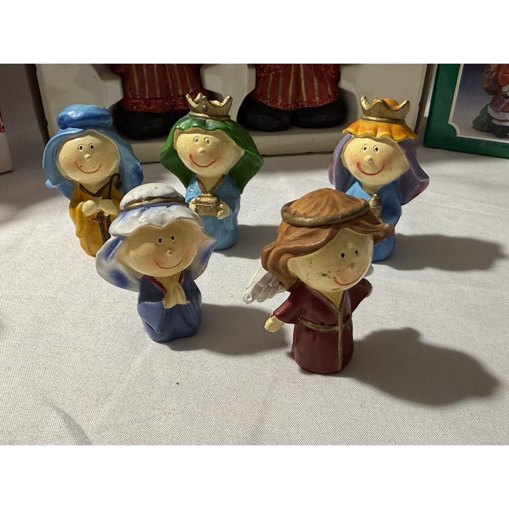 Lot of 12 Mixed Christmas Ornaments Decor Hallmark Disney Peanuts Midwest - Picture 2 of 14